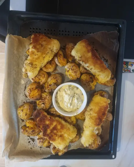 Smashed potatoes & poisson pané
